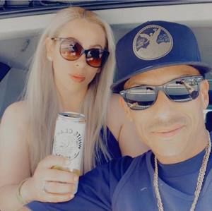 Meet your Posher, Cesar